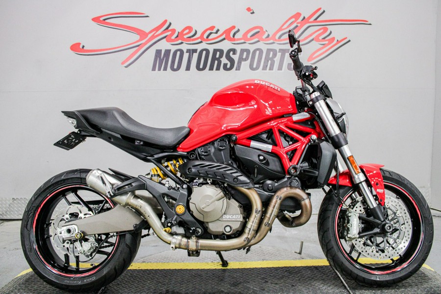 2015 Ducati Monster 821