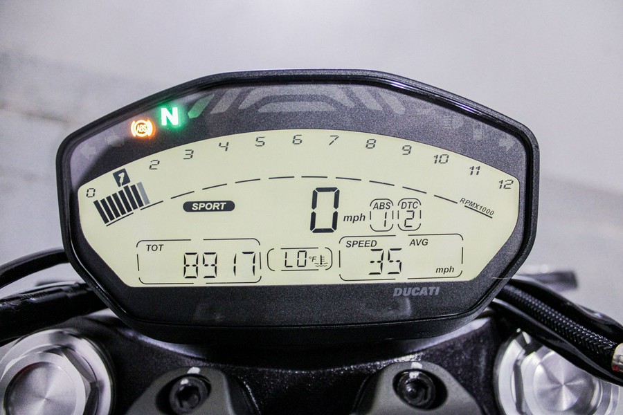 2015 Ducati Monster 821