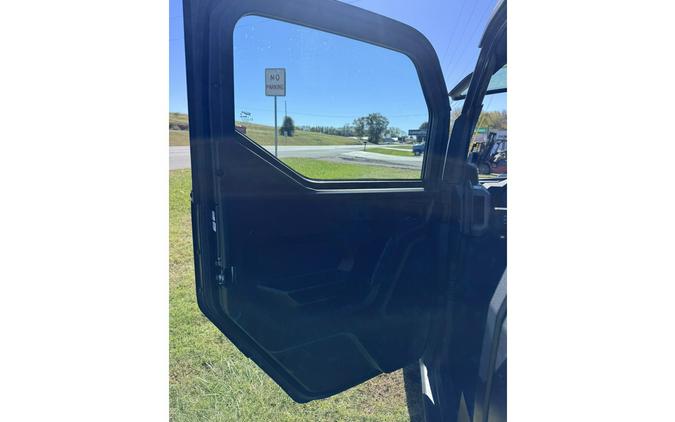 2026 Polaris XPEDITION XP 5 Northstar - Matte Super Graphite