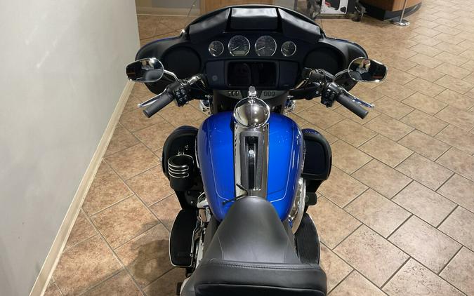 2024 Harley-Davidson® FLHTCUTG Tri Glide® Ultra Blue Burst
