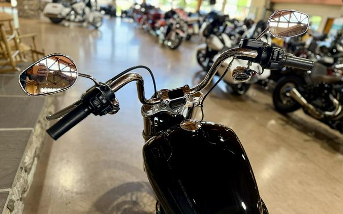 2020 FXST - Softail Standard