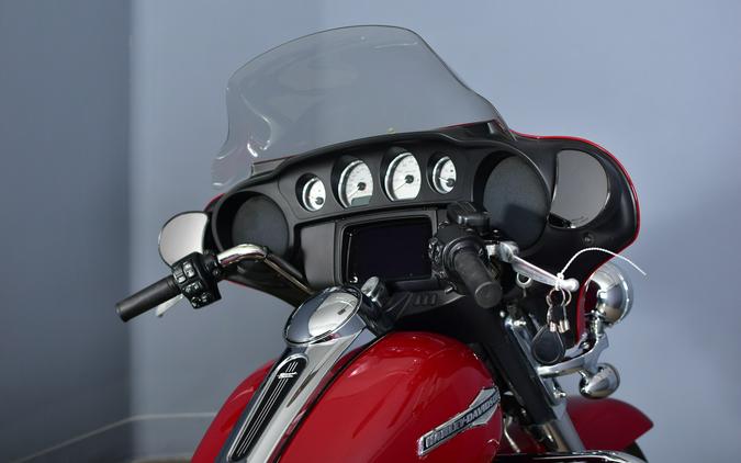 2021 Harley-Davidson Street Glide Billiard Red
