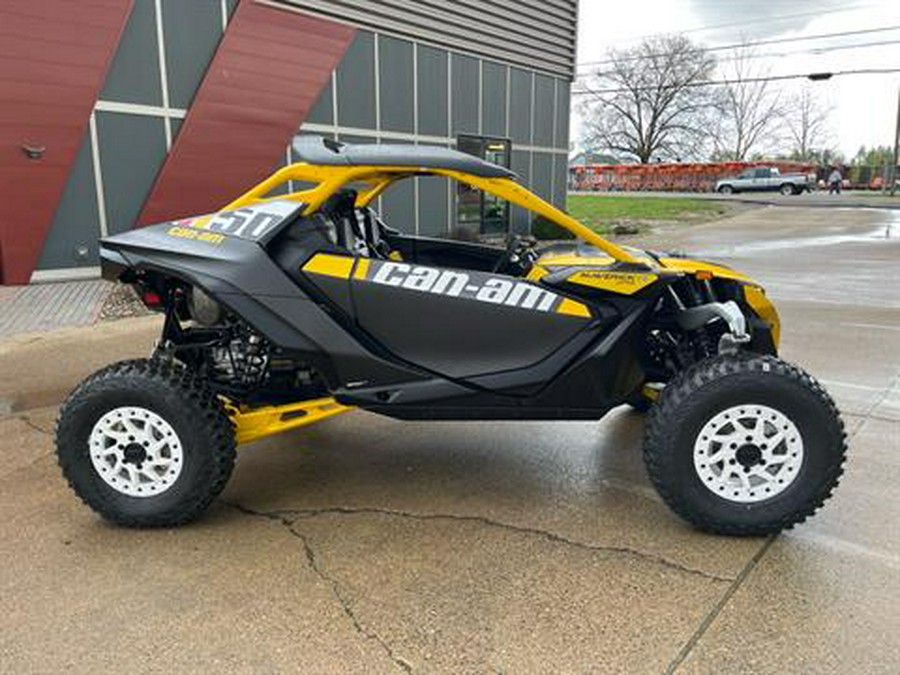 2024 Can-Am Maverick R X RS