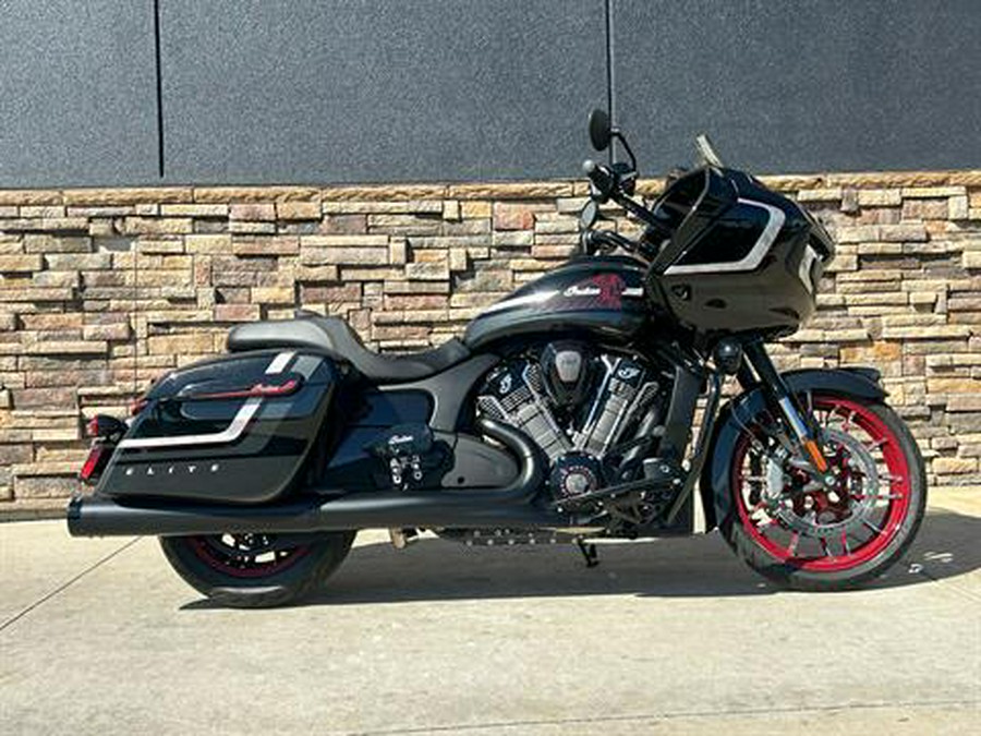 2024 Indian Motorcycle Challenger® Elite