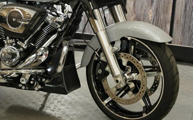 Used 2024 Harley-Davidson Street Glide Grand American Touring FLHX Motorcycle For Sale In Raleigh, North Carolina