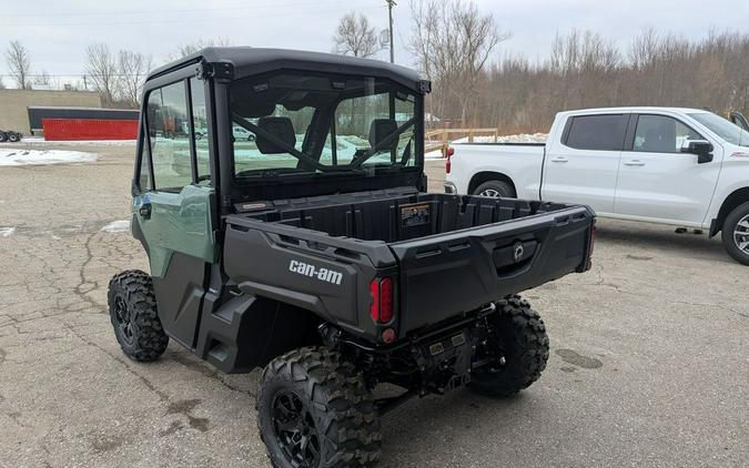2026 Can-Am® Defender DPS CAB HD9 Compass Green