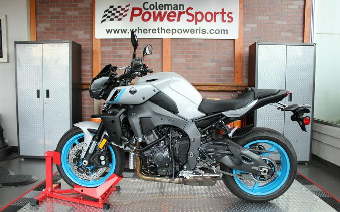 2025 Yamaha MT 10