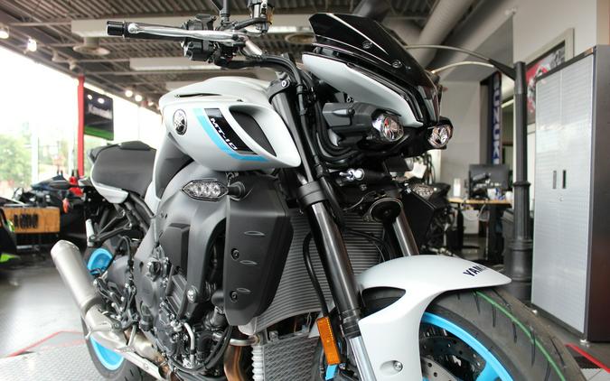 2025 Yamaha MT 10