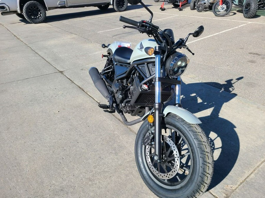 2026 Honda Rebel® 300 E-Clutch