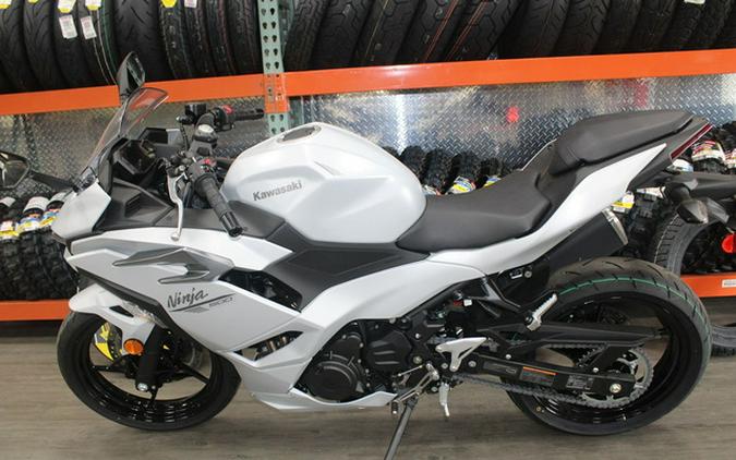 2025 Kawasaki Ninja 500