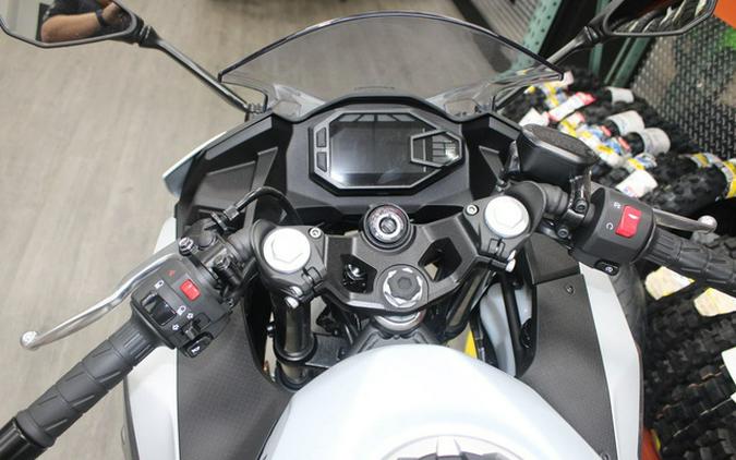 2025 Kawasaki Ninja 500