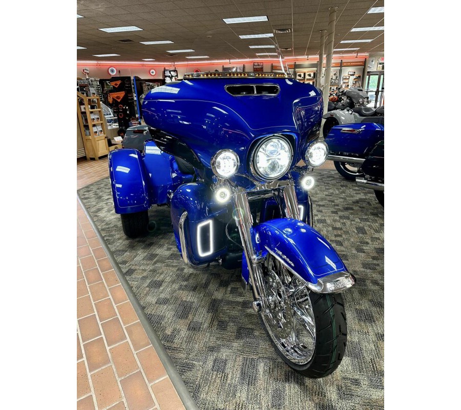 FLHTCUTG 2024 Tri Glide Ultra