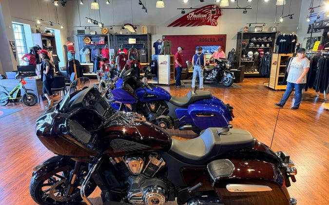 2026 Indian Motorcycle Challenger® Limited 112 with PowerBand Audio Package
