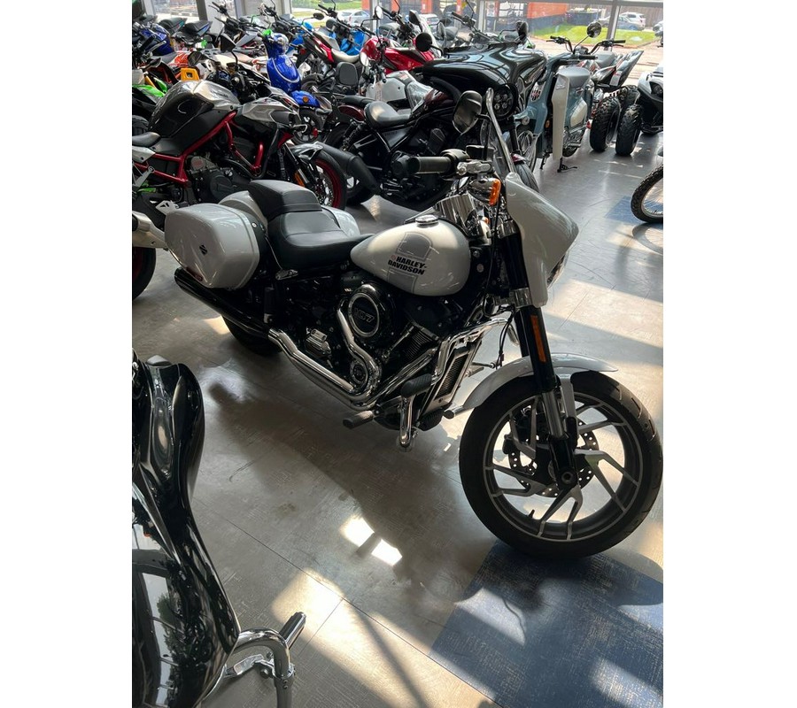 2021 Harley-Davidson Softail® Sport Glide®