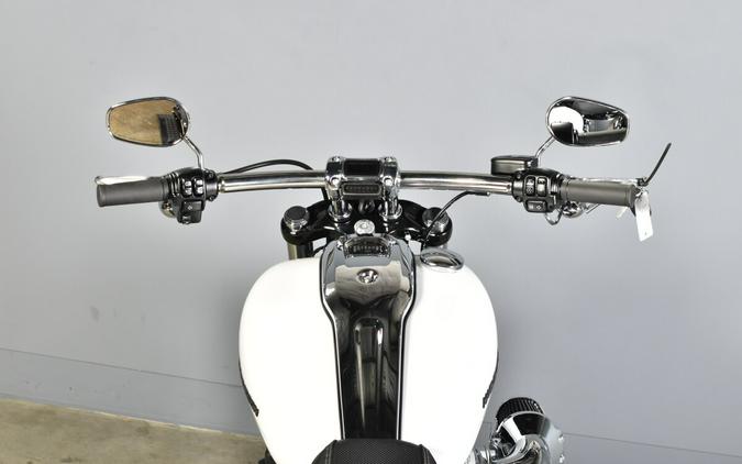 2024 Harley-Davidson Breakout 117