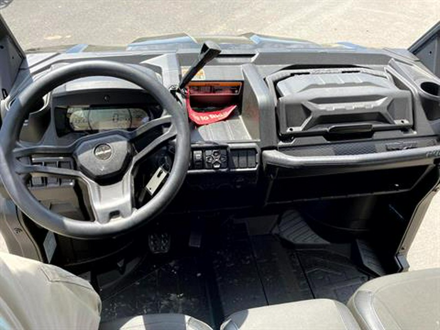 2025 Can-Am Defender MAX Lone Star