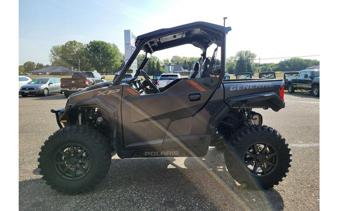 2026 Polaris GENERAL XP 1000 ULTIMATE