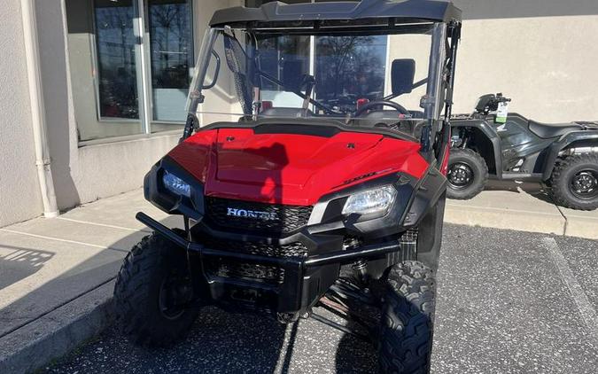 2016 Honda® Pioneer 1000 EPS