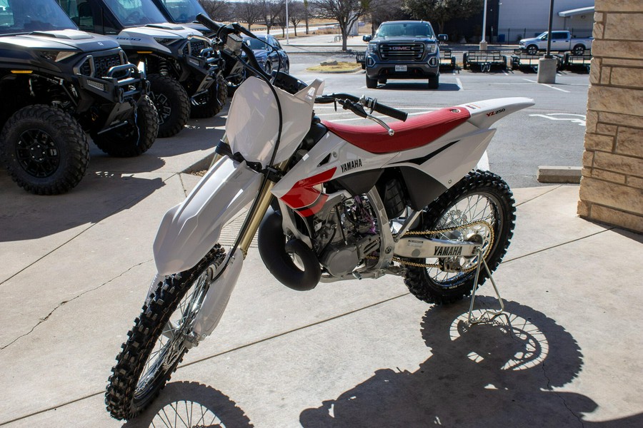 2026 YAMAHA YZ250 70TH ANNIVERSARY EDITION