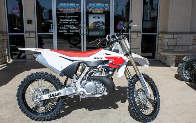 2026 YAMAHA YZ250 70TH ANNIVERSARY EDITION