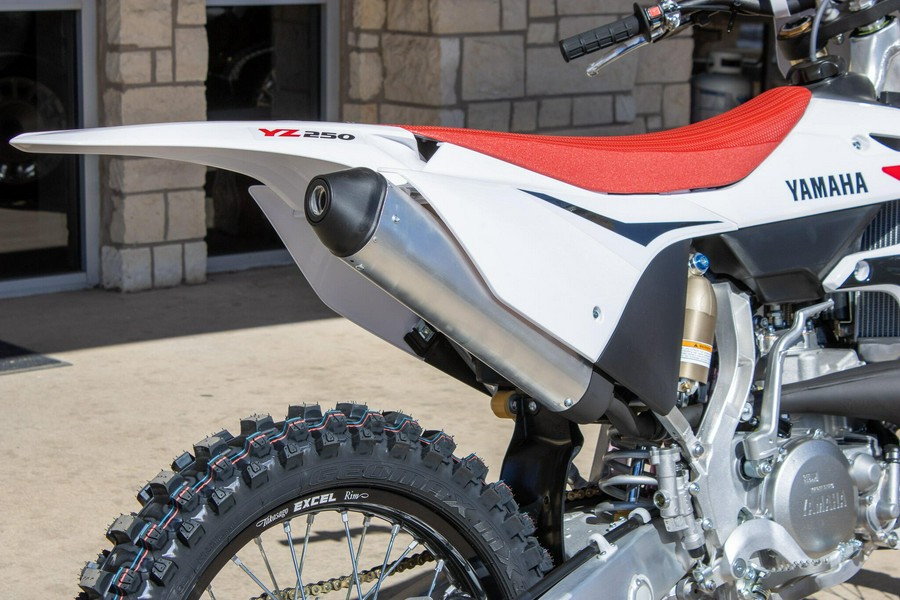 2026 YAMAHA YZ250 70TH ANNIVERSARY EDITION