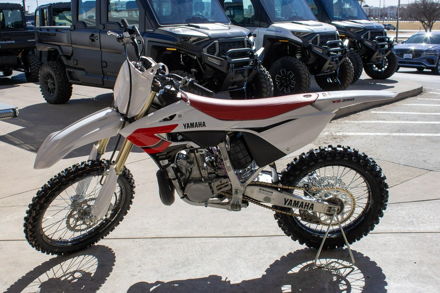 2026 YAMAHA YZ250 70TH ANNIVERSARY EDITION