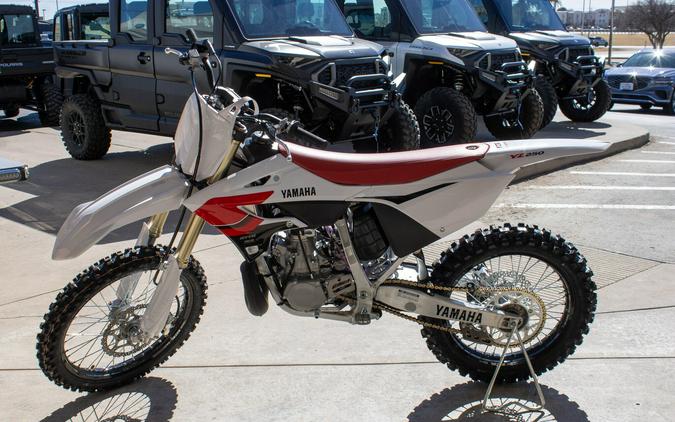 2026 YAMAHA YZ250 70TH ANNIVERSARY EDITION