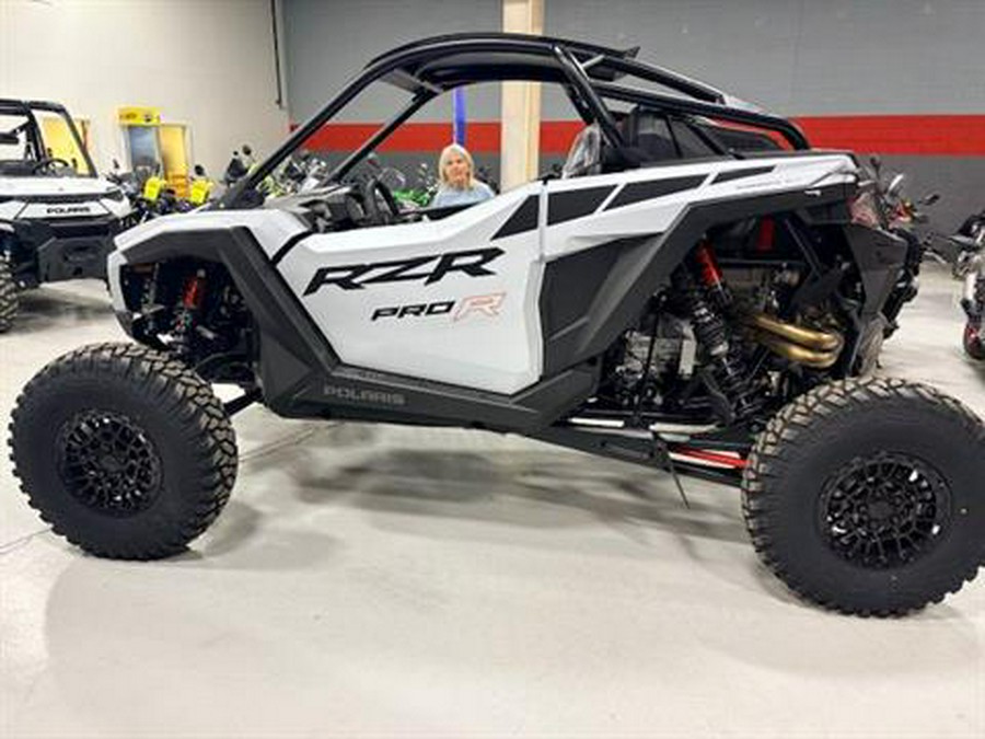 2026 Polaris RZR Pro R Ultimate