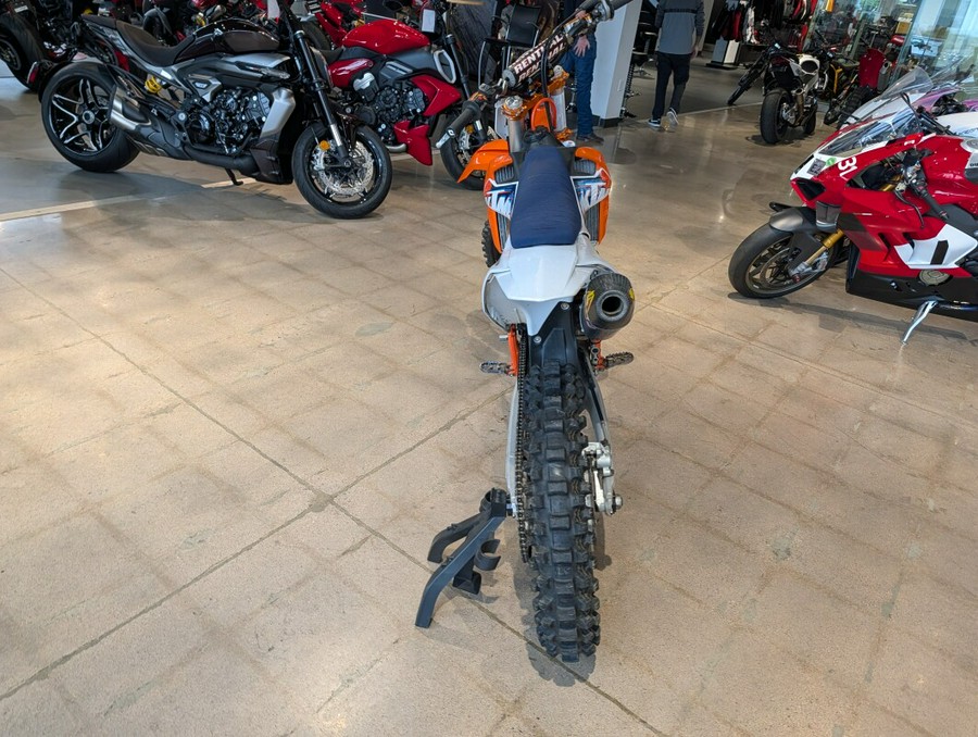 KTM 2022 450 SX-F