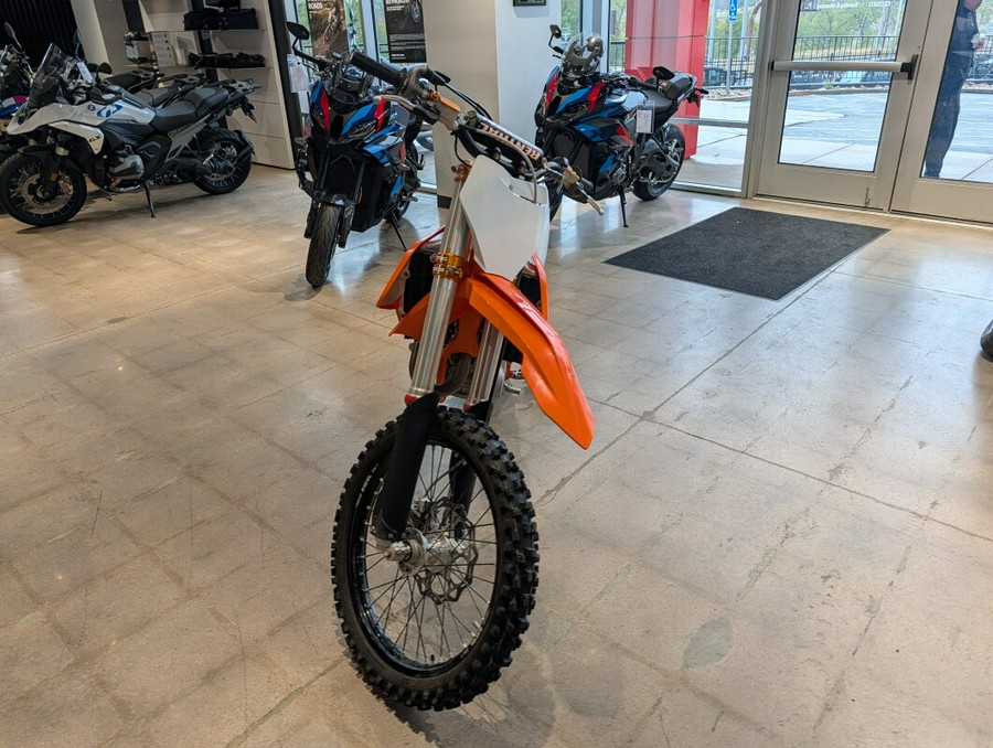 KTM 2022 450 SX-F