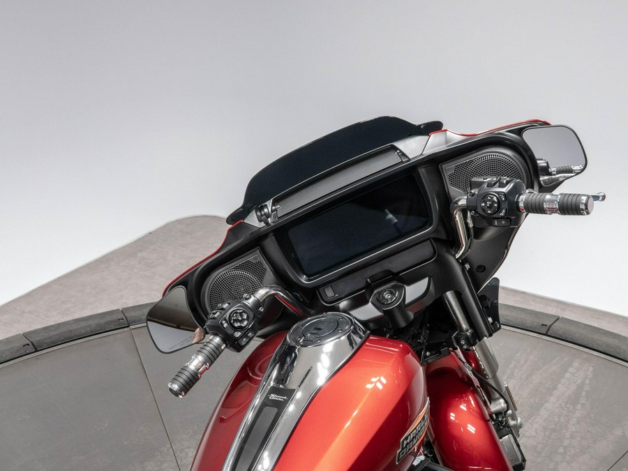 2025 HARLEY-DAVIDSON FLHX STREET GLIDE in Brilliant Red with 232 miles!