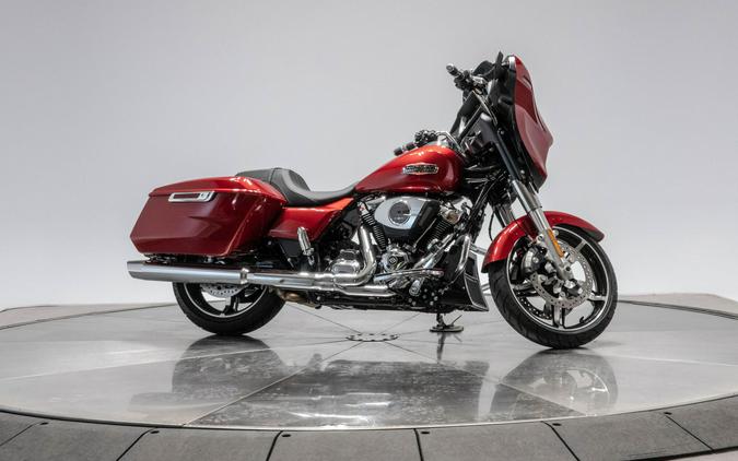 2025 HARLEY-DAVIDSON FLHX STREET GLIDE in Brilliant Red