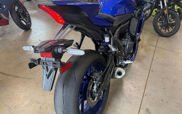 2025 Yamaha YZF R7