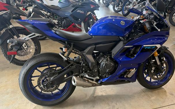 2025 Yamaha YZF R7