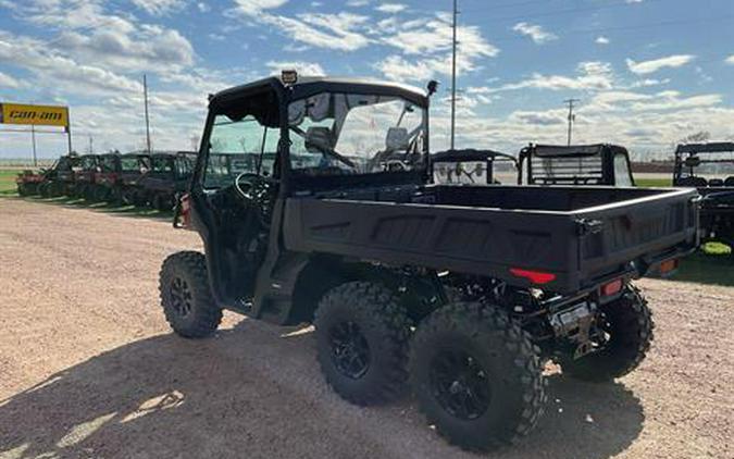 2024 Can-Am Defender 6x6 XT