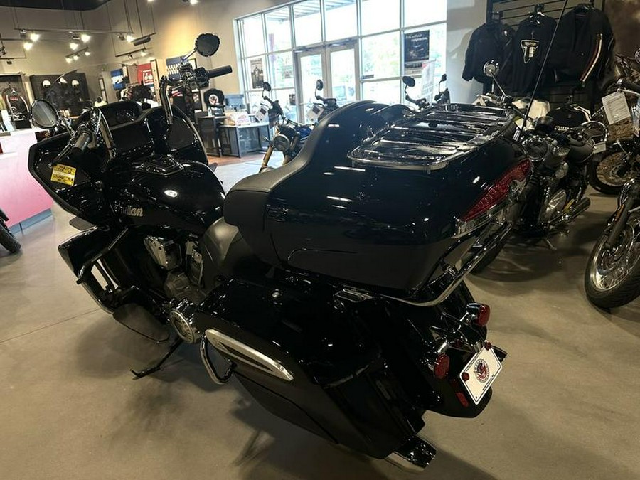 2022 Indian Motorcycle® Pursuit Limited Black Metallic