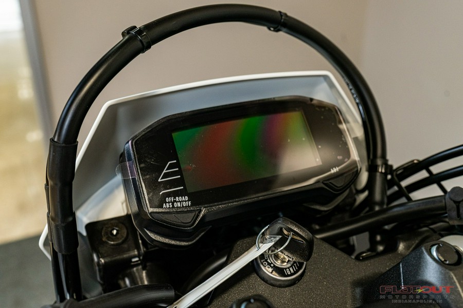 2025 Suzuki DR-Z 4SM