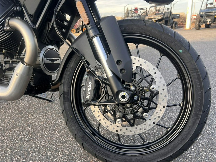 2025 MOTO GUZZI V85 Strada