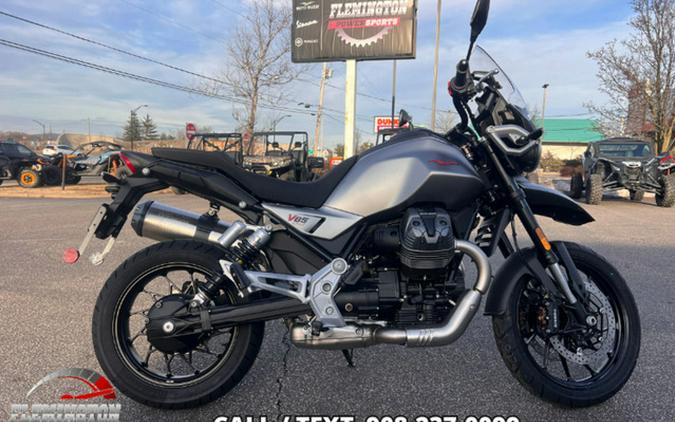 2025 MOTO GUZZI V85 Strada