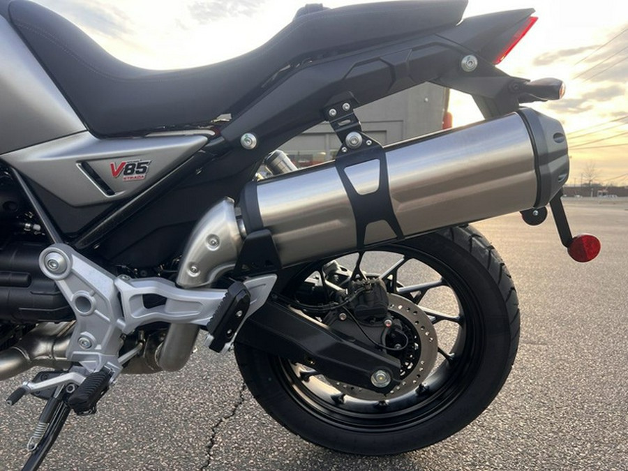 2025 MOTO GUZZI V85 Strada