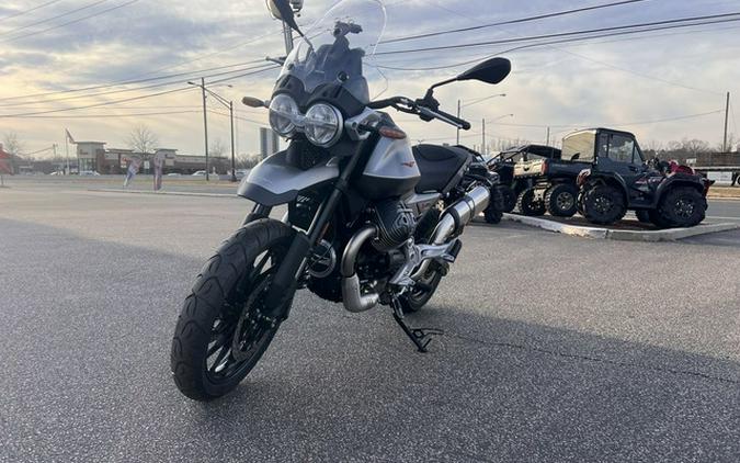 2025 MOTO GUZZI V85 Strada