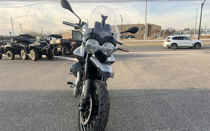 2025 MOTO GUZZI V85 Strada