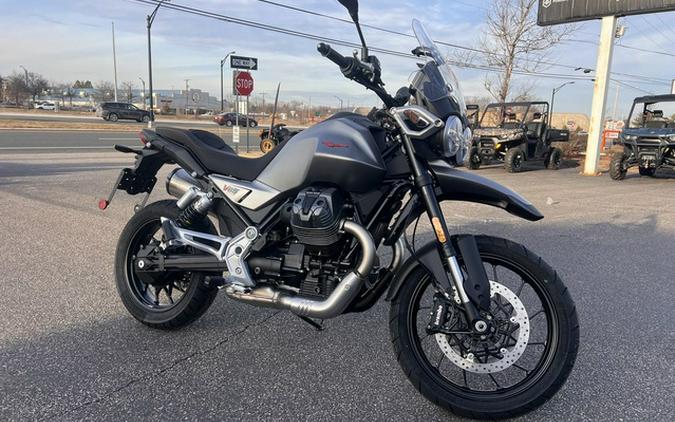 2025 MOTO GUZZI V85 Strada