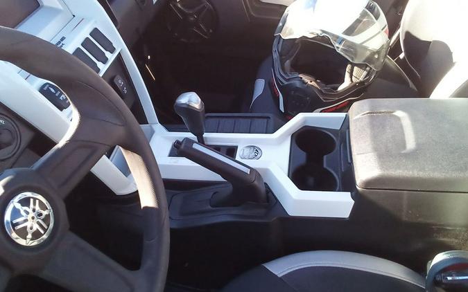 2022 Yamaha Wolverine RMAX2 1000 XT-R