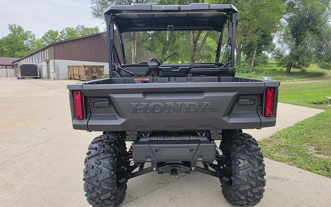 2026 Honda Pioneer 1000 Deluxe