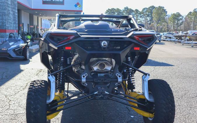 2024 Can-Am® Maverick R 999T DCT