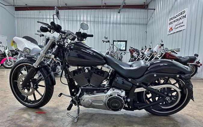 2014 Harley-Davidson Breakout®