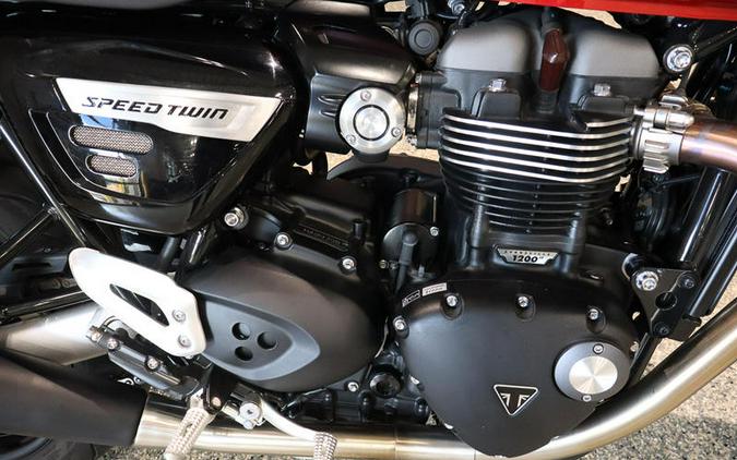 2020 Triumph Speed Twin 1200 Korosi Red/Storm Grey