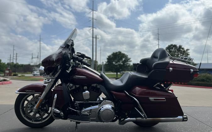 2015 Harley-Davidson® FLHTCUL Electra Glide® Ultra Classic® Low Mysterious Red Sunglow 642962