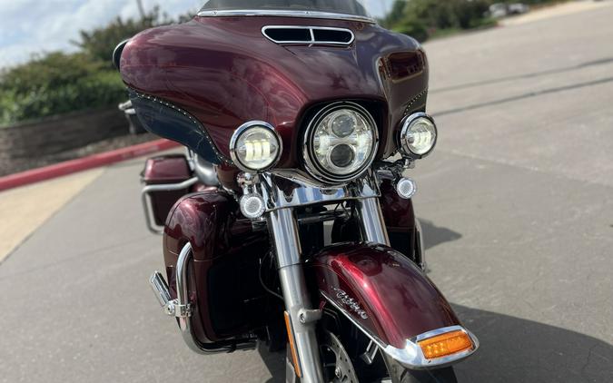 2015 Harley-Davidson® FLHTCUL Electra Glide® Ultra Classic® Low Mysterious Red Sunglow 642962